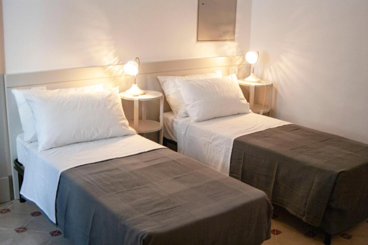 Le Finestre Su Porta Carrese - Luxury Rooms Matino Exterior photo