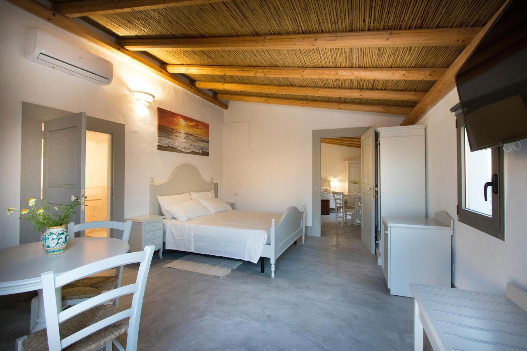 Le Finestre Su Porta Carrese - Luxury Rooms Matino Exterior photo